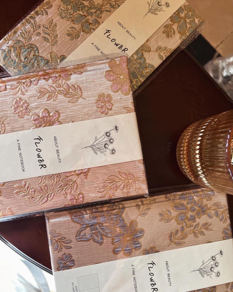 Metallic Shimmery Fine Fabric Journal - دفتر بغلاف قماش لامع